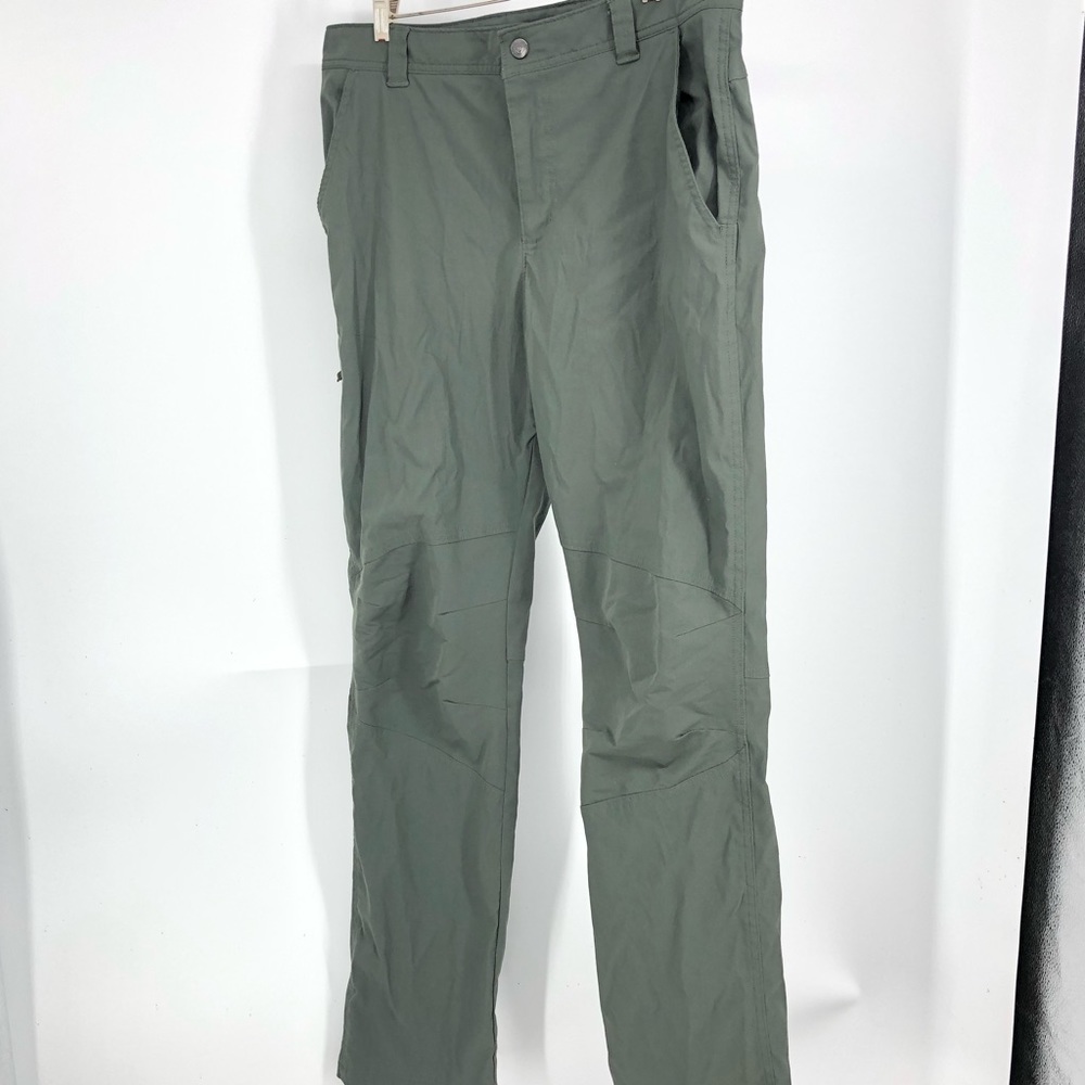 Men’s Columbia 34 x 34 olive Omni shield pants